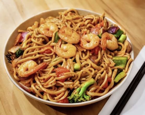 Signature Stir Fried Noodles 招牌炒面